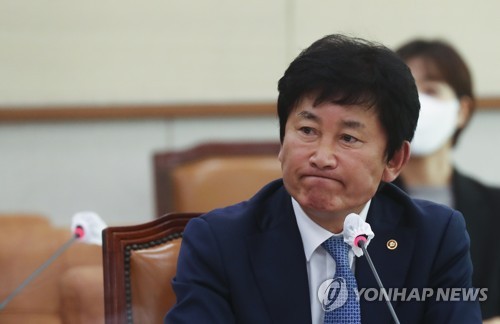 헌재 사무처장 "대법 판결 취소 사태, 입법으로 해결해야"
