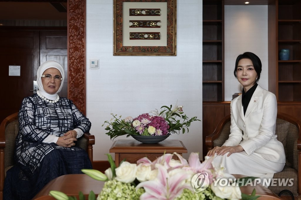First lady named honorary chair of Visit Korea Committee :  : The  official website of the Republic of Korea