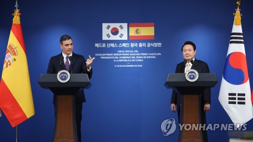 Yoon et Sanchez condamnent avec fermeté le tir d'ICBM de la Corée du Nord