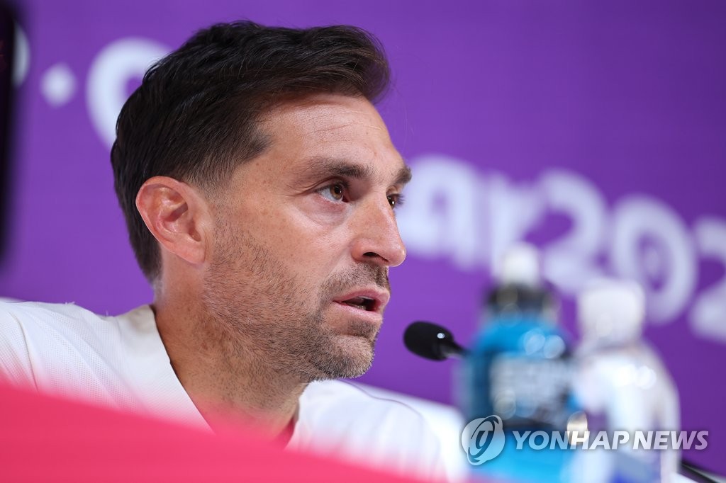 (World Cup) Uruguay coach focusing on own strengths, not S. Korea's weaknesses in 1st match