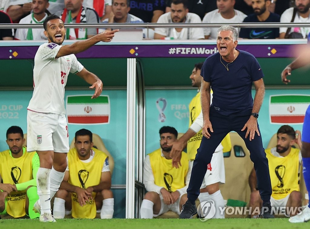2022 카타르 월드컵에서 이란 대표팀 지휘하는 케이로스 감독