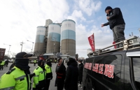 (AMPLIACIÓN) Los camioneros en huelga enfrentarán sanciones a partir de la próxima semana