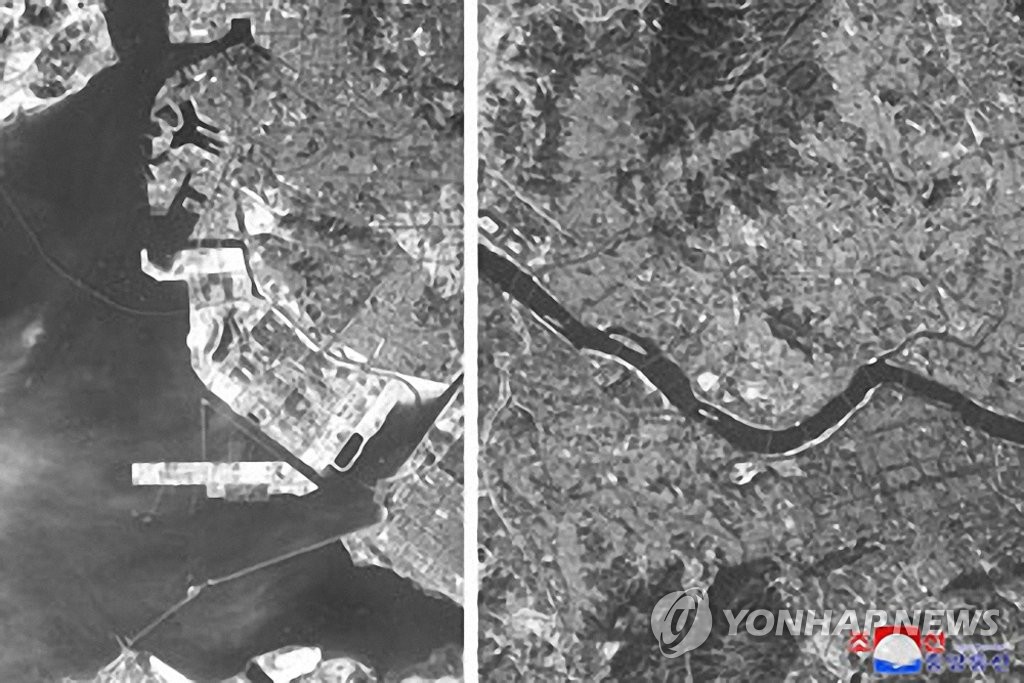 These images, allegedly taken from a "test-piece satellite" launched by North Korea's National Aerospace Development Administration at an altitude of 500 kilometers, with a panchromatic camera on Dec. 18, 2022, show South Korea's western port city of Incheon (L) and capital city of Seoul. The North's Korean Central News Agency, which released the photos the next day, said the launch for the development of a reconnaissance satellite was successfully made at Sohae Satellite Launching Ground, Cholsan, North Pyongan Province. (For Use Only in the Republic of Korea. No Redistribution) (Yonhap)