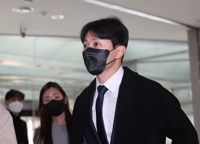 쇼트트랙 안현수, 성남시청 코치 면접…김선태 전 감독도 지원(종합)