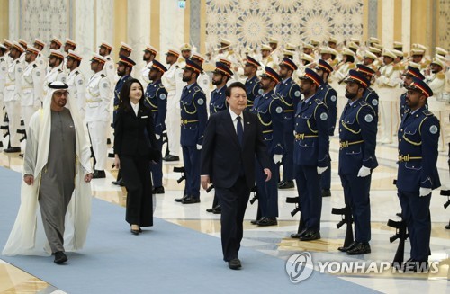 韓国とＵＡＥが首脳会談　最高レベルへの関係引き上げで一致