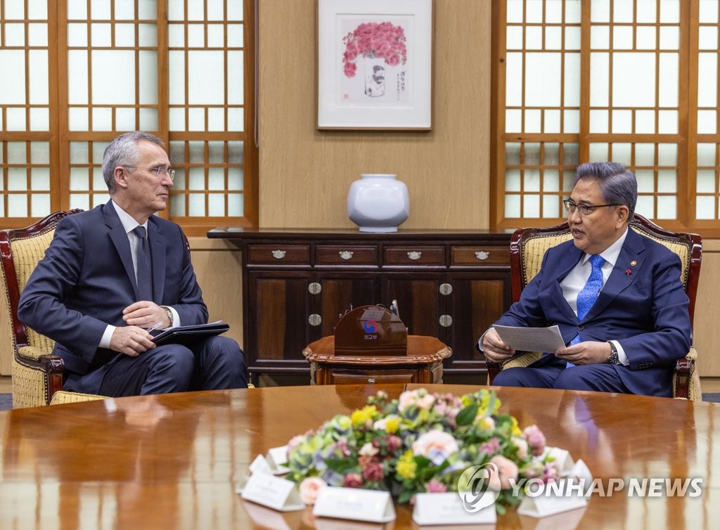 North Atlantic Treaty Organization Secretary General Jens Stoltenberg (L) talks with South Korean Foreign Minister Park Jin at the ministry in Seoul on Jan. 29, 2023. (Yonhap)