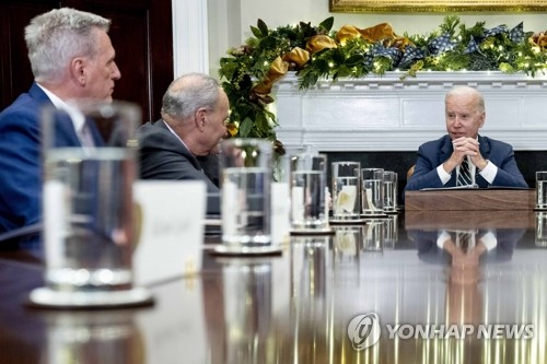 바이든 美대통령·하원의장, 2월 1일 부채한도 상향 논의