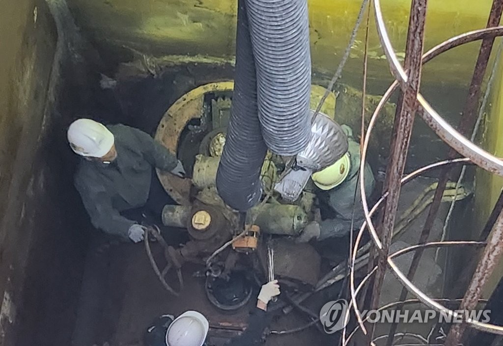 Deoknam water purification plant in Gwangju cut off water due to valve failure