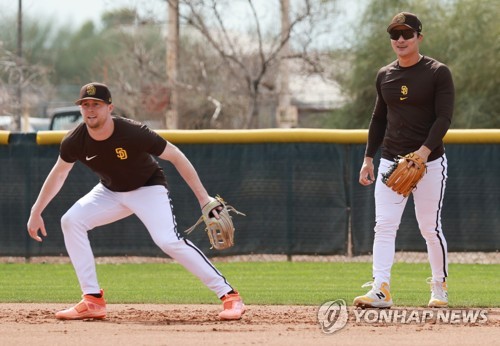김하성 동료 크로넨워스, MLB 샌디에이고와 2030년까지 계약연장