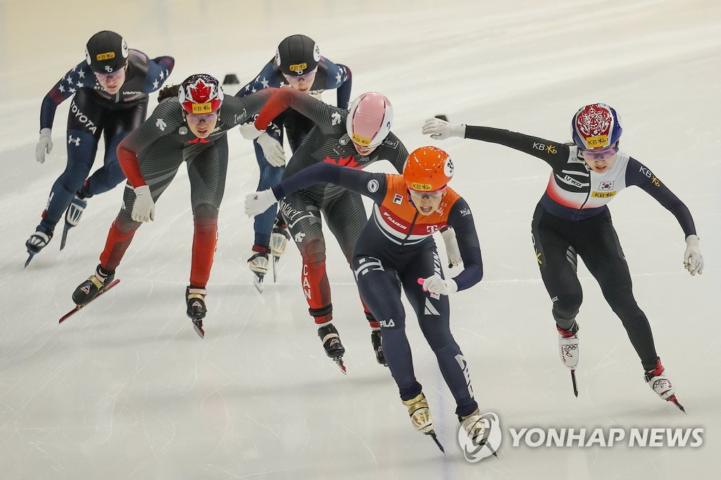 Choi Min-jeong wins silver in 1,500m at ISU World Championships ...