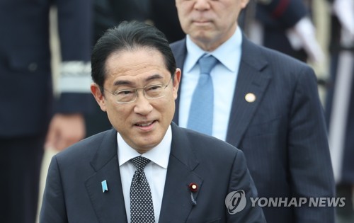 岸田首相　韓国国立墓地訪問＝日本首相として１２年ぶり