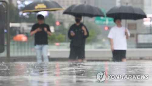[날씨] 주말 다시 장맛비…경기북부 많으면 150㎜ 이상