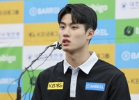 황선우, 뺑소니 의심 사고…수영연맹 "도주 등 부정행위 없었다"(종합2보)