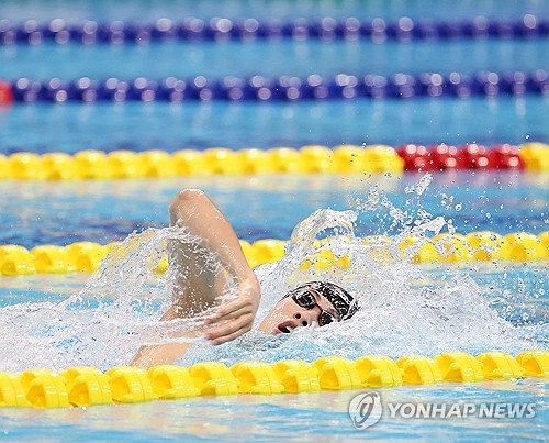  황선우, 아시안게임 자유형 200ｍ 한국신으로 우승…이호준 3위