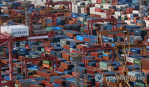  Exports extend gains to 8th straight month in May