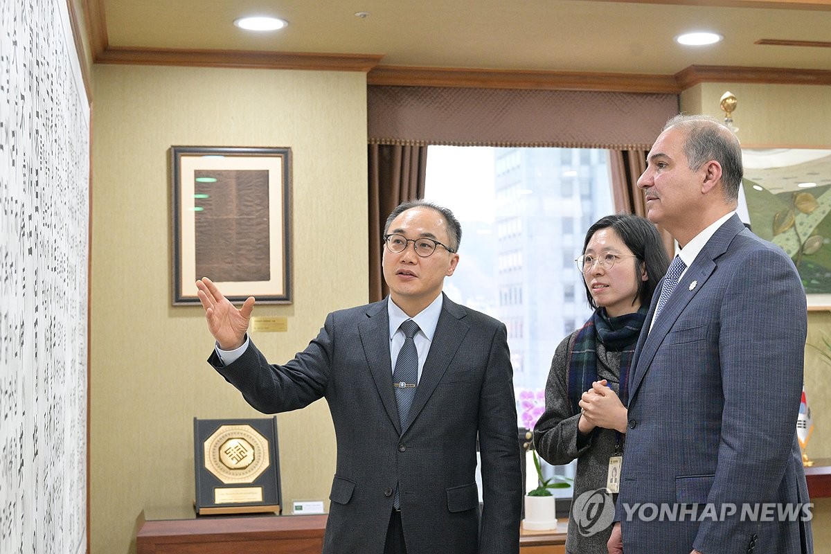 이원석 검찰총장 주한 사우디아라비아 대사 접견 연합뉴스 9321