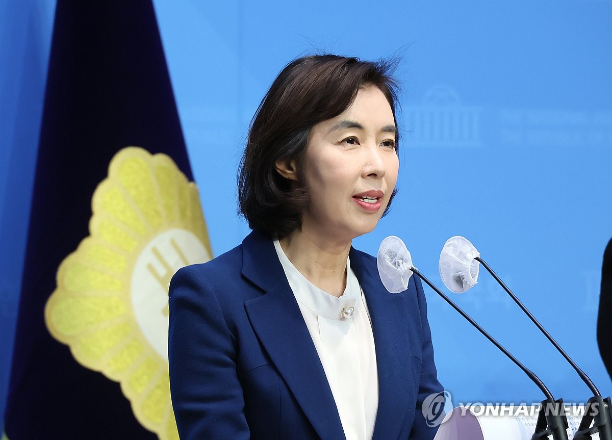 與, 심우정 사의에 "뻔뻔함의 극치…내란 수사부터 받아…