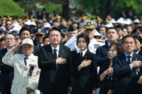 Yoon dice que Corea del Sur no se quedará sin actuar ante las "despreciables" provocaciones de Corea del Norte
