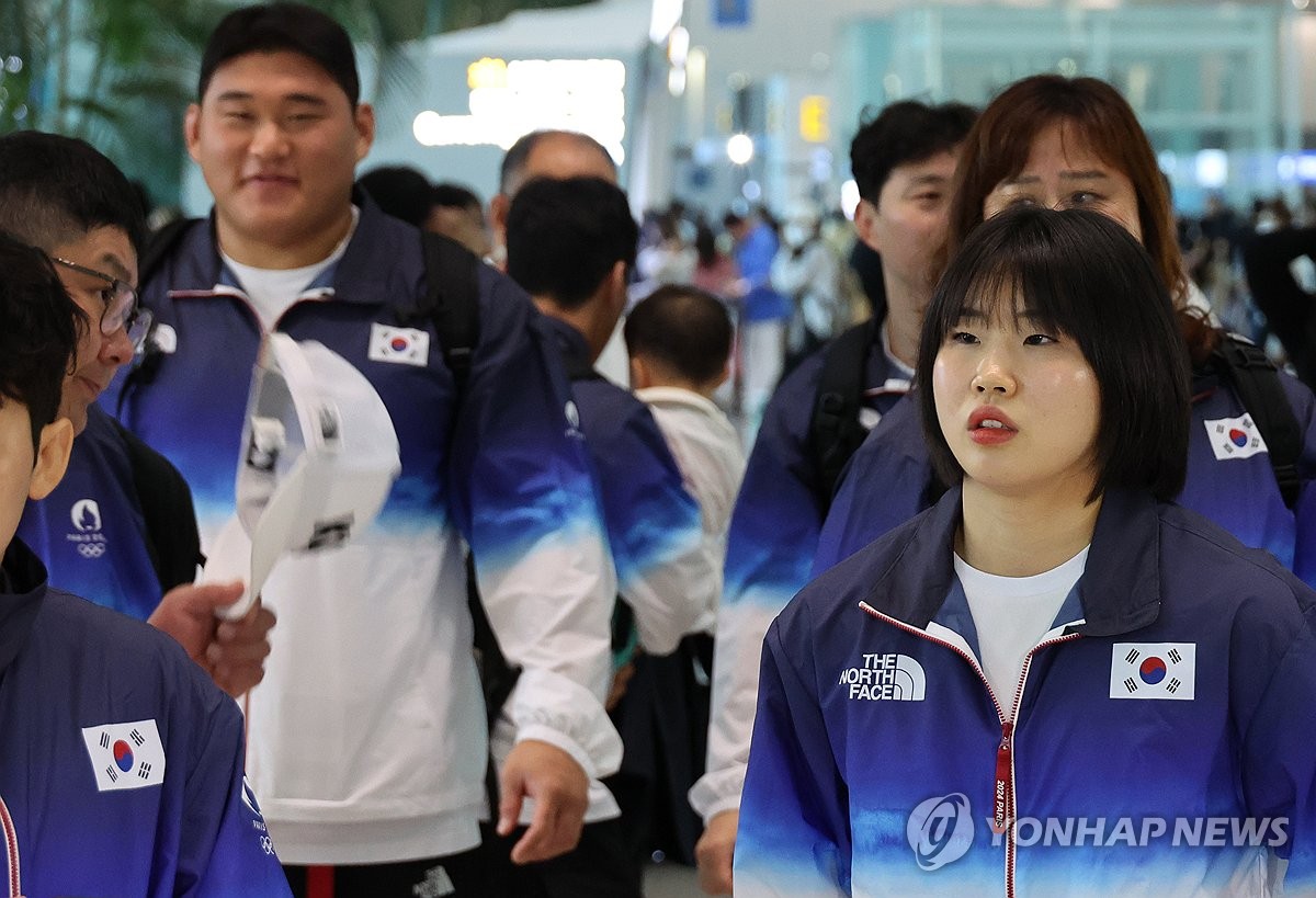 柔道韓国代表 パリ五輪へ出発 연합뉴스