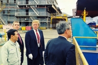 Trump at S. Korean shipyard in 1998