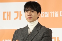 코스닥상장사 3곳 연달아 주가조작…가수 이승기 장인 등 기소