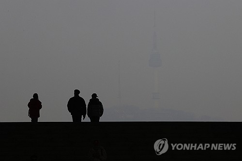 수도권에 '초미세먼지주의보'…서울은 올겨울 첫 발령