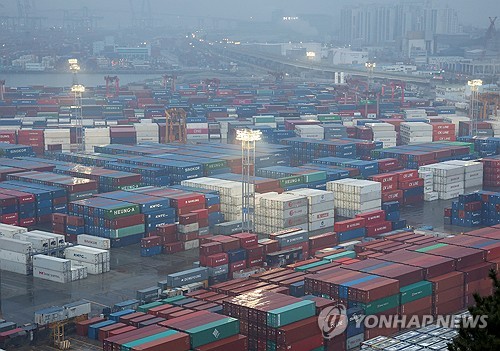  S. Korea's exports rise 3.7 pct in April; shipments to U.S. down 6.8 pct