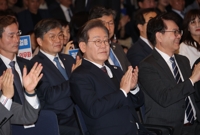 이재명 "김상욱 탈당 안타까워…조만간 한번 보면 좋을 듯"