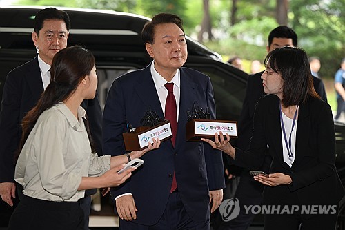  Special counsel team wraps up questioning of ex-President Yoon; plans to summon him again