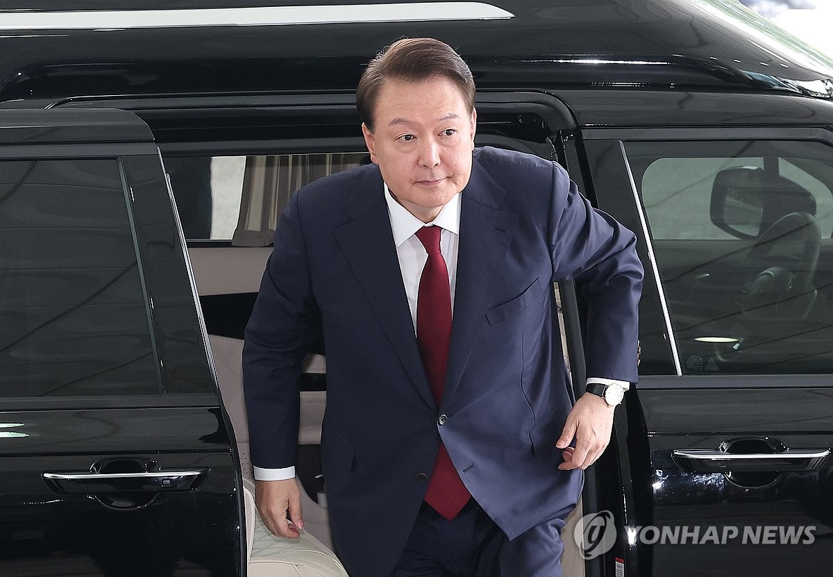 [속보] 내란특검 "가급적 尹 외환 혐의도 조사할 생각"