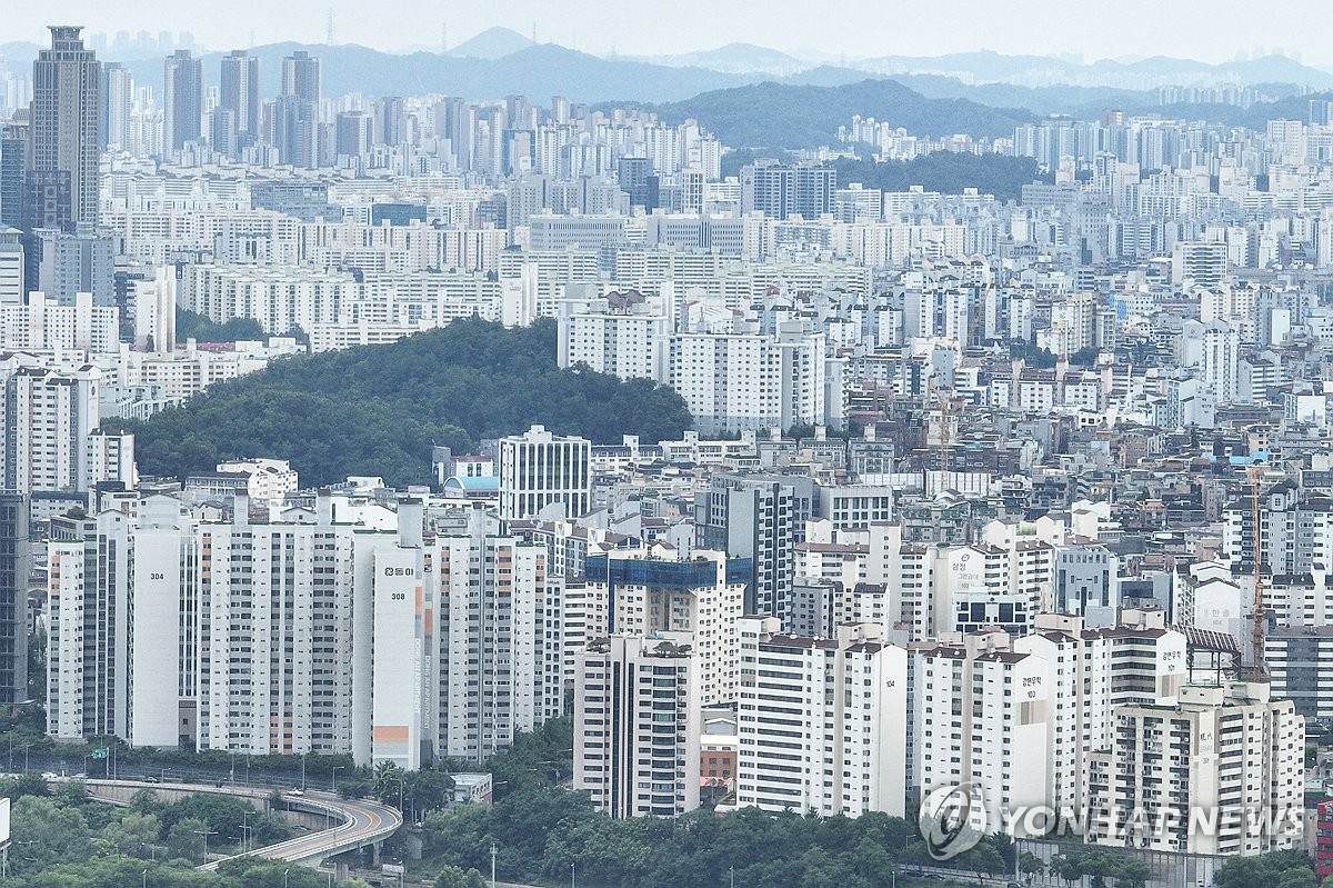 서울 시내 아파트 단지의 모습