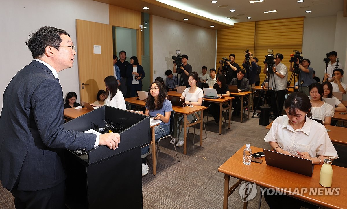 해병특검, 이종섭·김계환 출국금지…"임성근 여러번 조사할 듯"(종합)