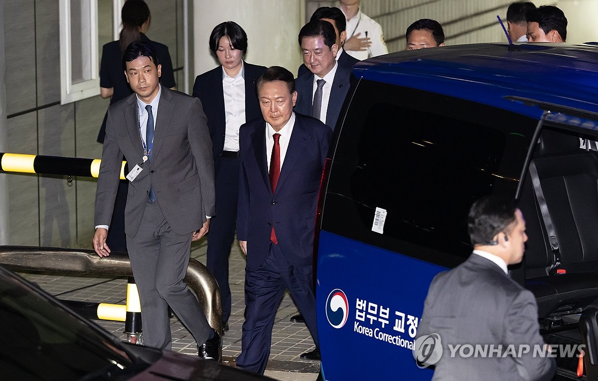 [속보] 내란특검 "尹, 외환 조사 거부하면 체포영장 받아 강제수사"