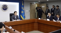 李대통령 "소비쿠폰은 민생 모세혈관…효과극대 프로그램 가동"