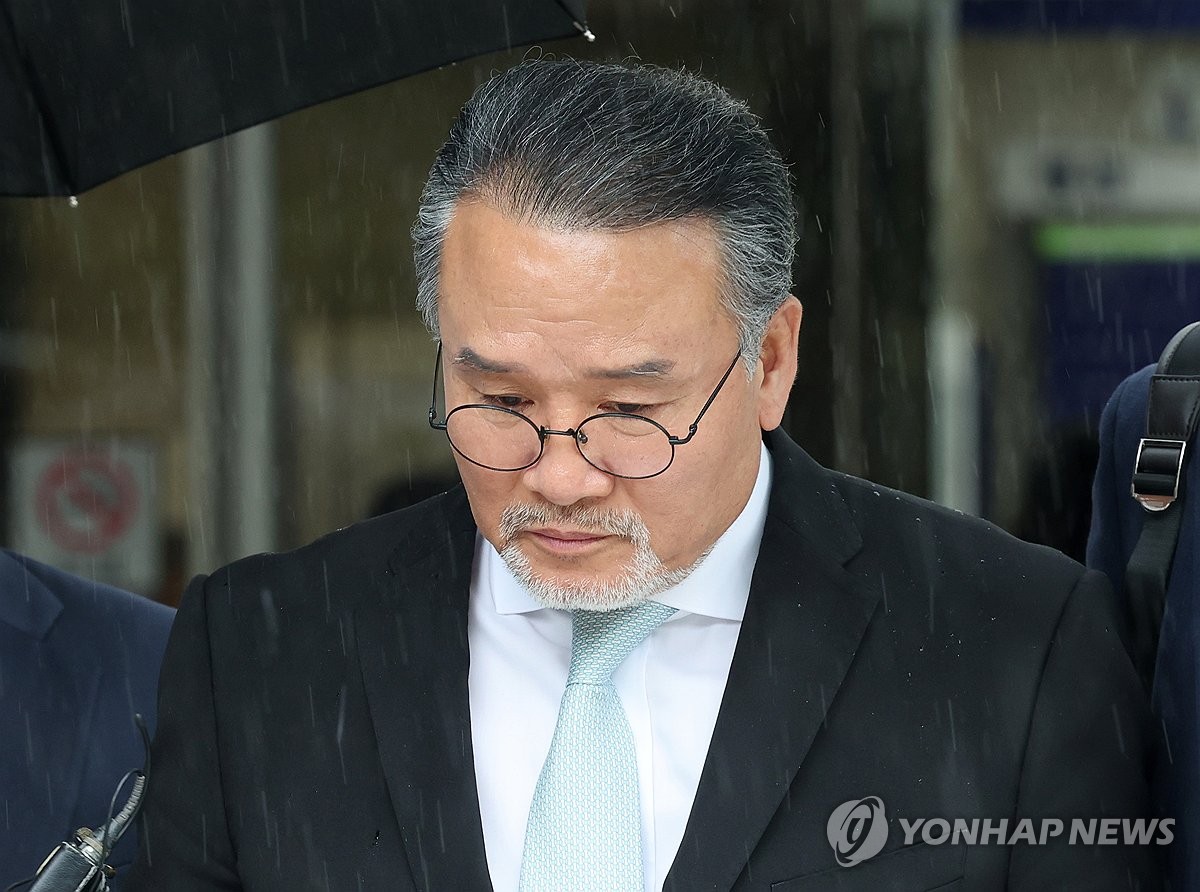 '주가조작' 삼부토건 회장·전 대표 구속…前회장은 영장…