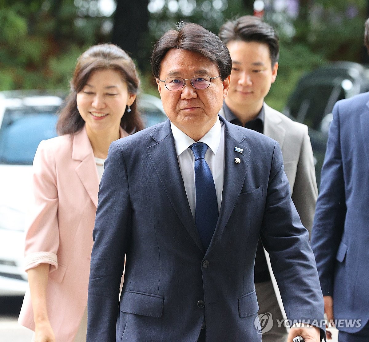 [속보] 황운하 "검찰 보복기소 드러나…반드시 책임 물을 것"
