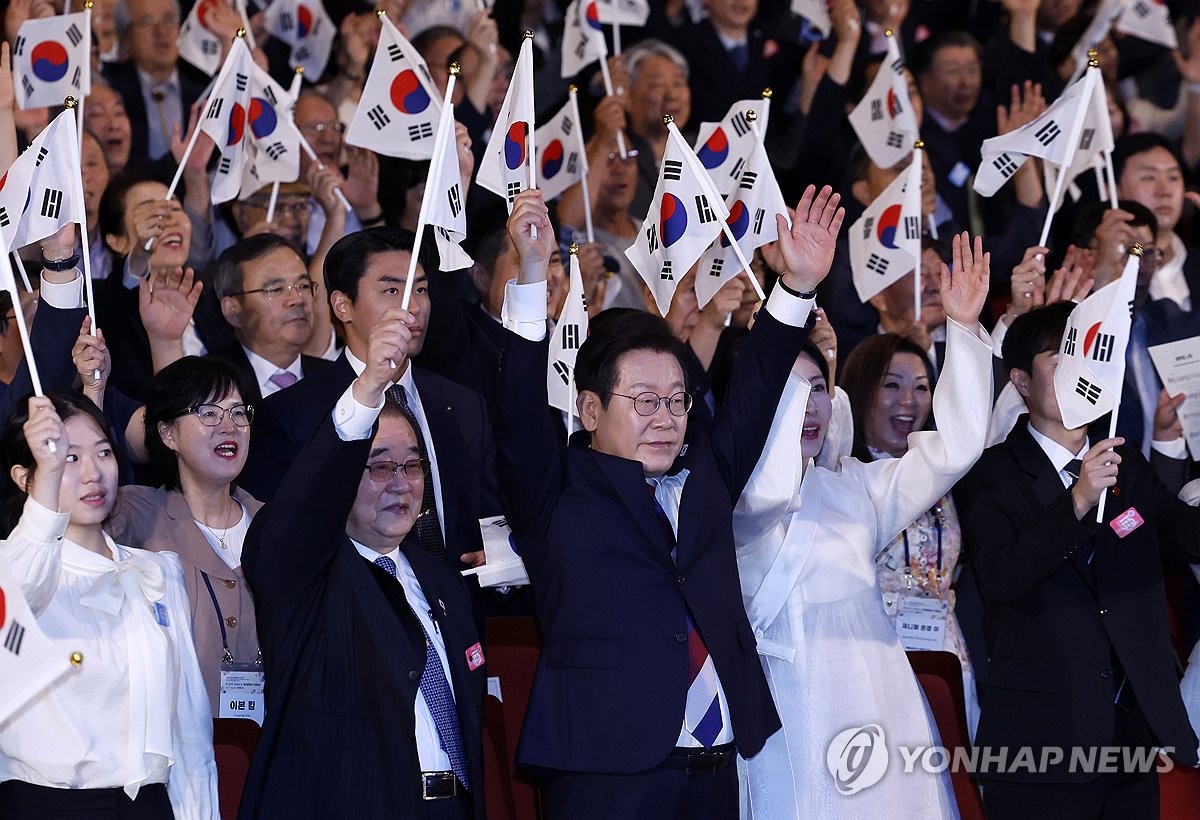 李대통령, 재일동포에 별도 광복절 메시지…"애국심 잊지않겠다"