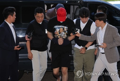 경찰 '늑장 수사' 이어…유괴 미수범들 구속영장마저 기각