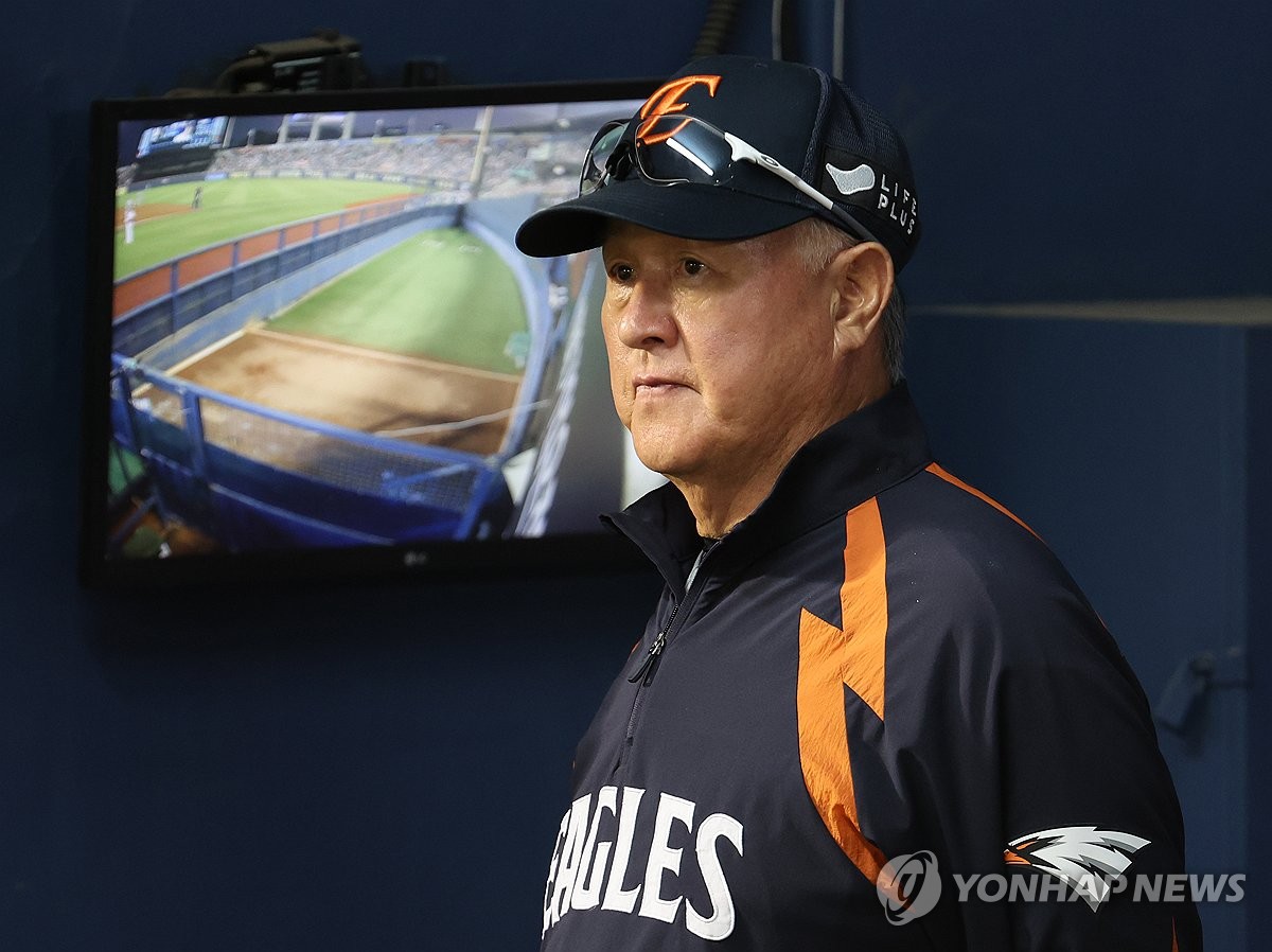 김경문 한화 감독, 엄상백 관련 질문에 "좋은 얘기만 하죠"