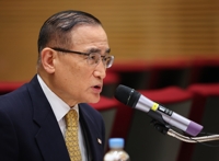 위성락 "캄보디아서 검거된 韓국민 60여명…주말까지 송환 노력"