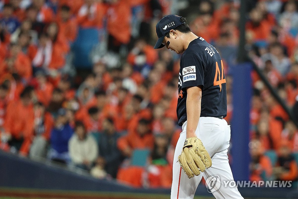 17년 전 이승엽 믿었던 것처럼…김경문 감독은 김서현을 믿는다