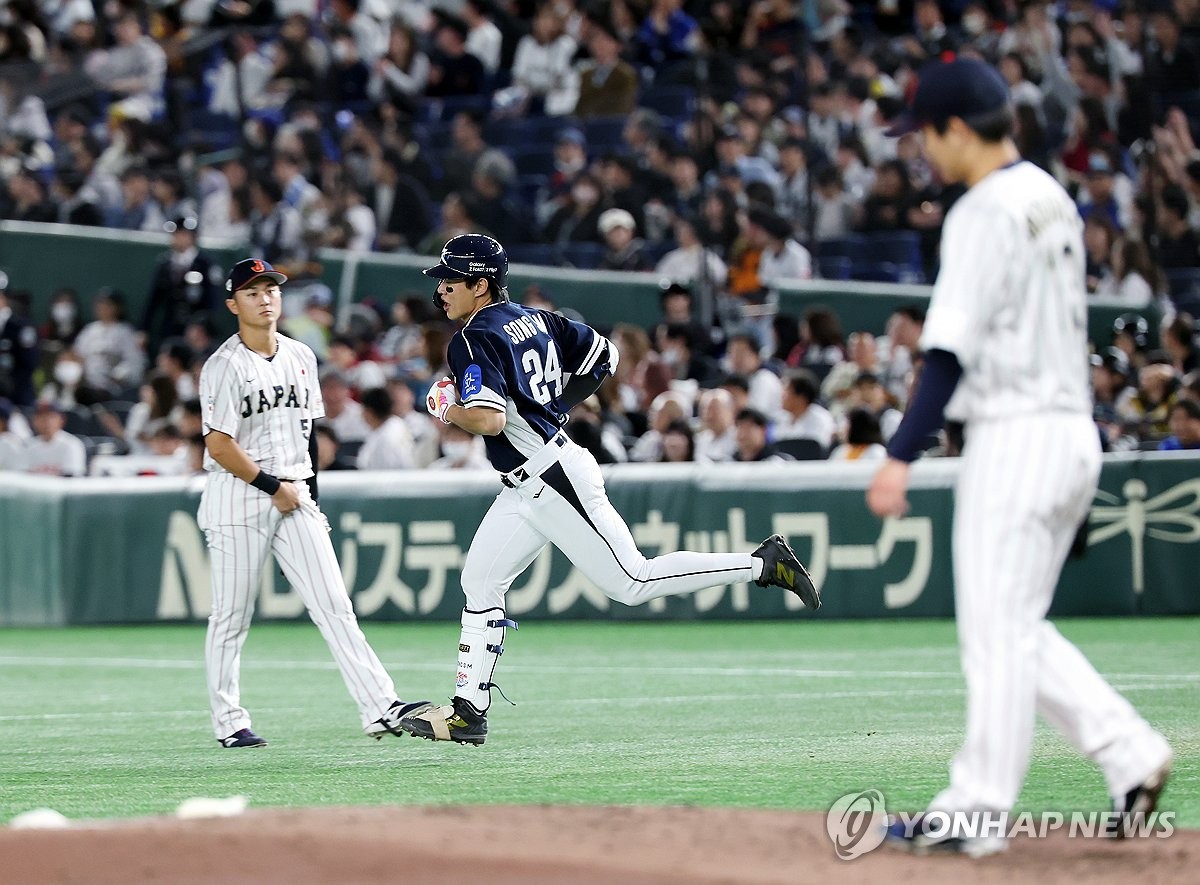 송성문의 달아나는 솔로홈런