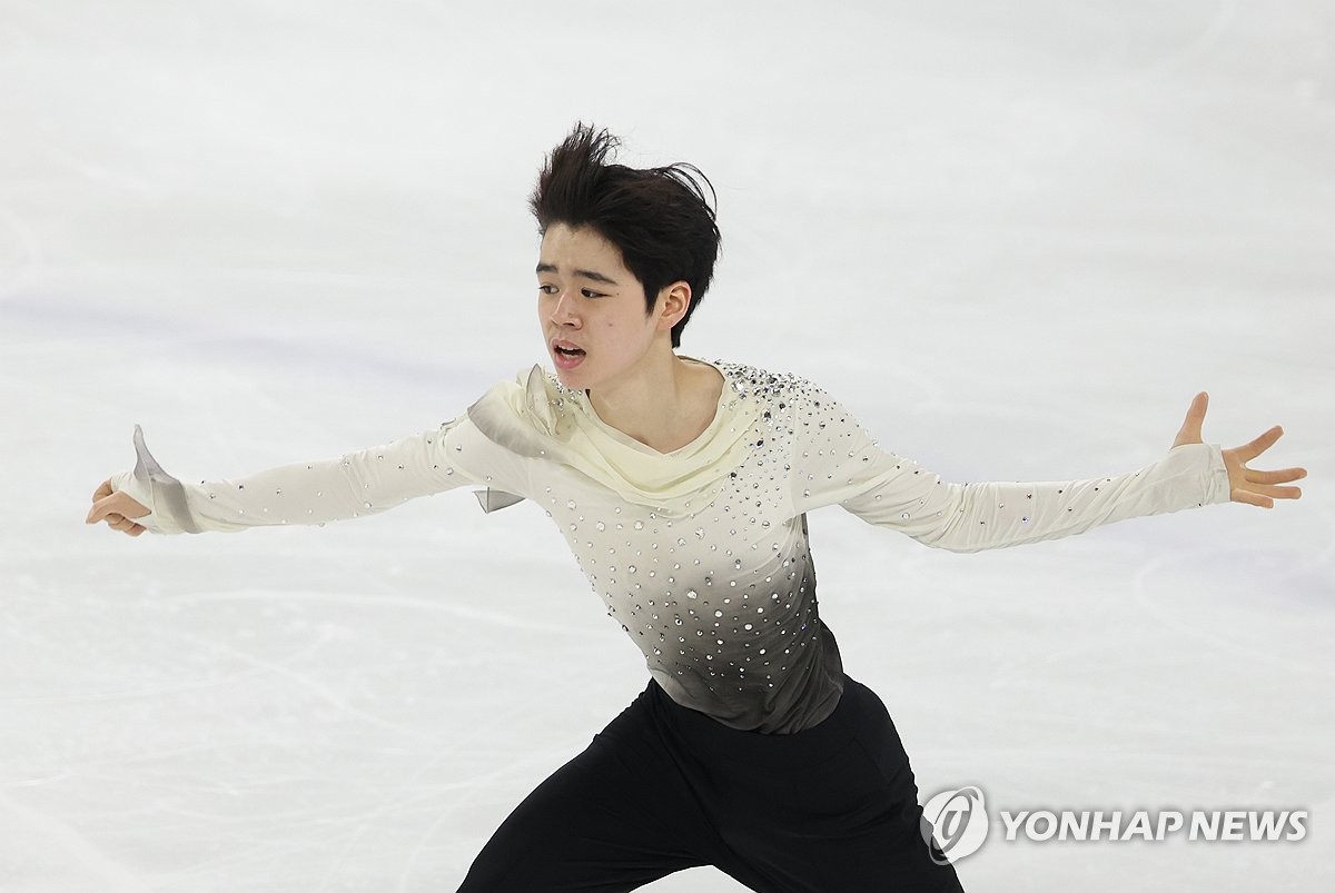 피겨 서민규, JGP 파이널 쇼트 2위…2년 연속 입상 도전(종합)