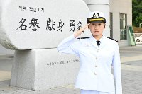 '천안함 46용사' 장녀 등 해군·해병대 장교 368명 임관