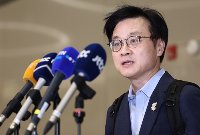 '방미 귀국' 산업장관 "美, 현재는 전액 현금투자 요구는 않아"