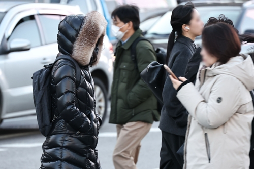 토요일 아침까지 '쌀쌀'…오후부터 추위 풀려 포근한 주말